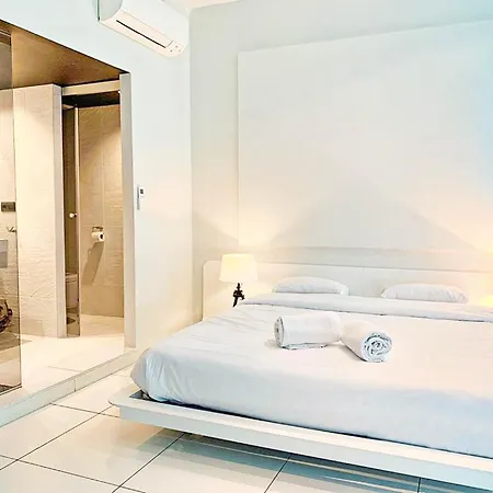 Blanca L' Escala