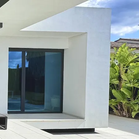 Blanca L' Escala